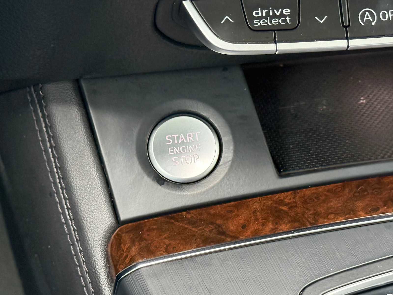 Used 2019 Audi Q5 2.0T Premium Plus w/ Premium Plus Package image 31