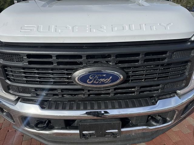 Used 2024 Ford F350 XL w/ XL Chrome Package image 22