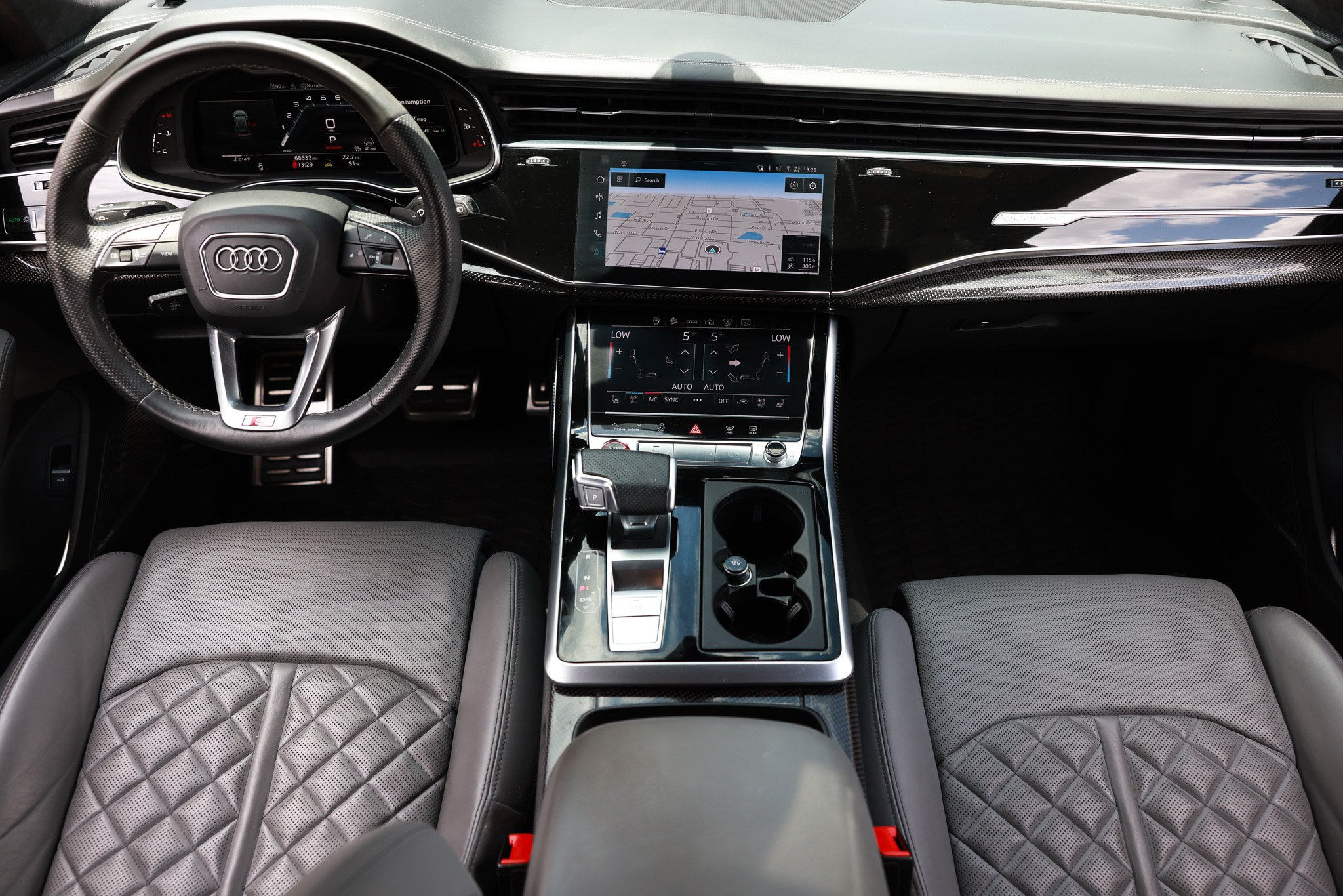 Used 2021 Audi SQ8 Prestige AWD/4WD image 26