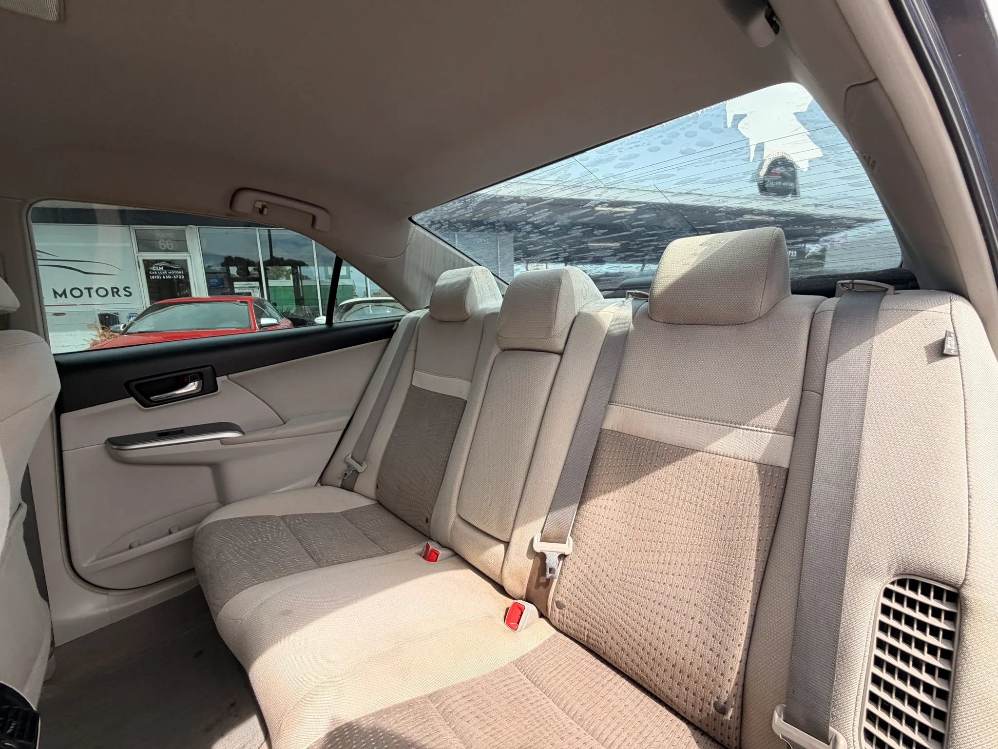 Used 2012 Toyota Camry XLE w/ Convenience Pkg FWD image 14