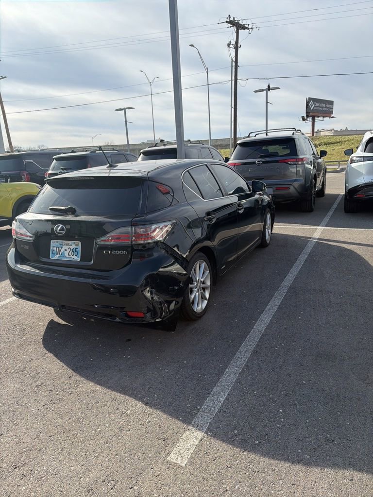 Used 2013 Lexus CT 200h w/ Seat Comfort Pkg image 5