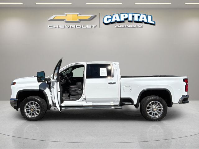 Used 2024 Chevrolet Silverado 2500 LTZ w/ LTZ Premium Package AWD/4WD image 3