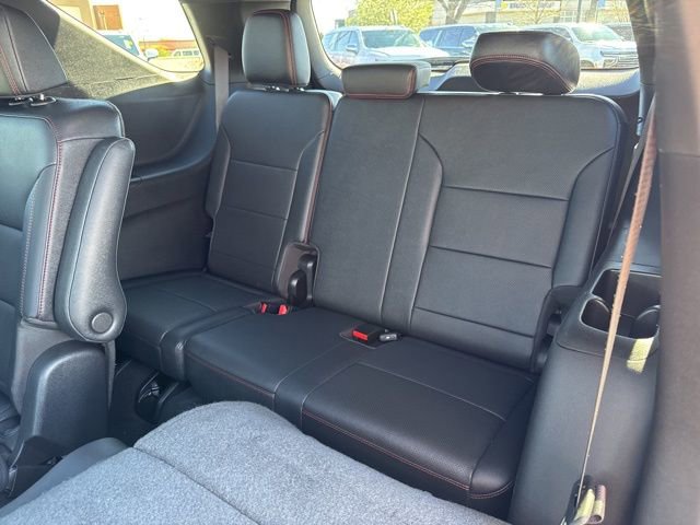 Used 2024 Chevrolet Traverse Z71 w/ Enhanced Driving Package image 16