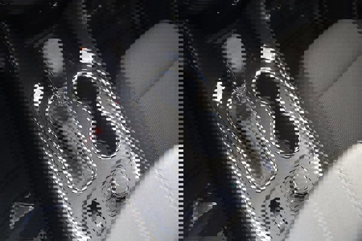 Used 2023 Chevrolet Traverse LT image 26