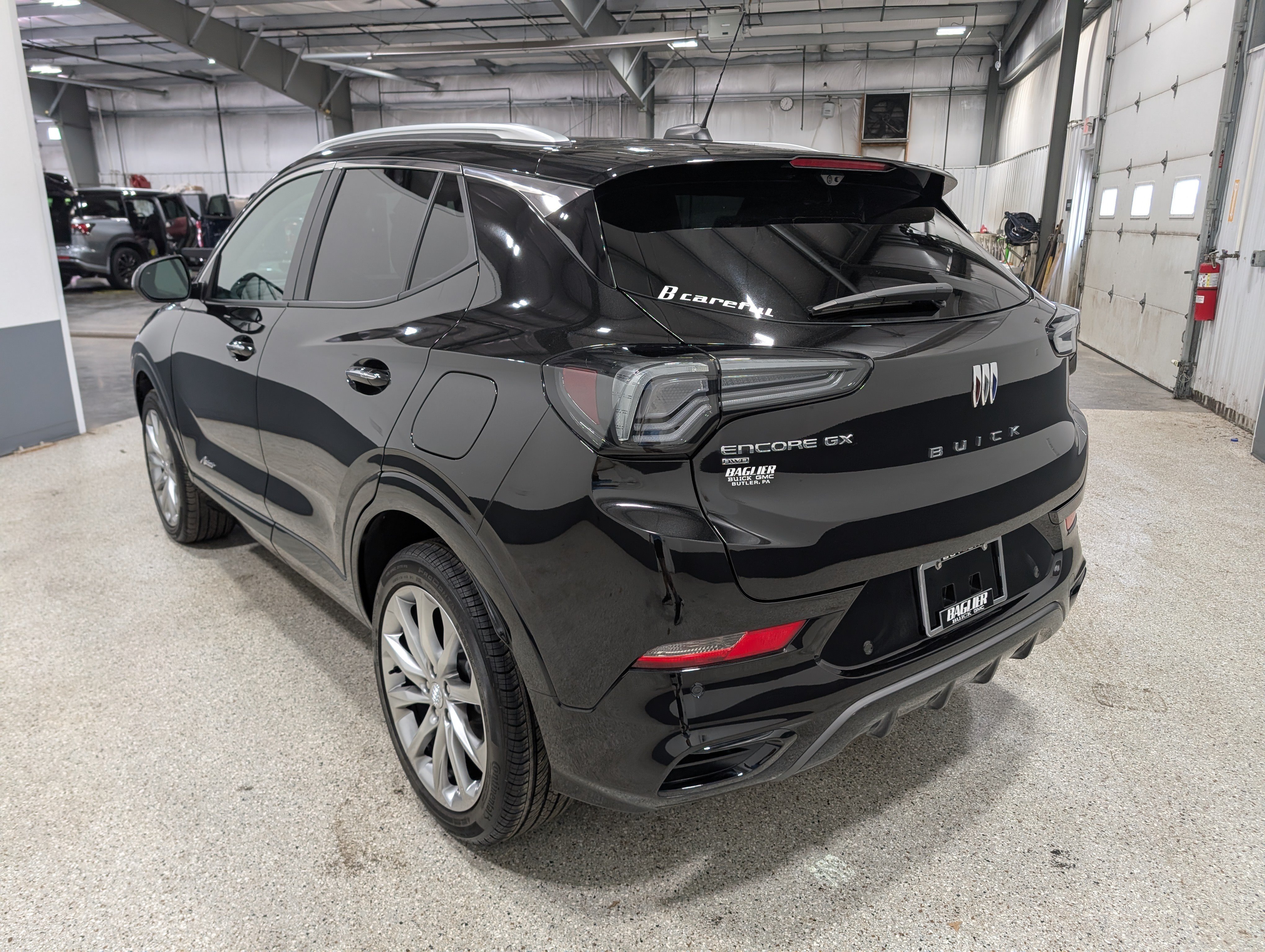 Used 2025 Buick Encore GX Avenir w/ Avenir Technology Package AWD/4WD image 5