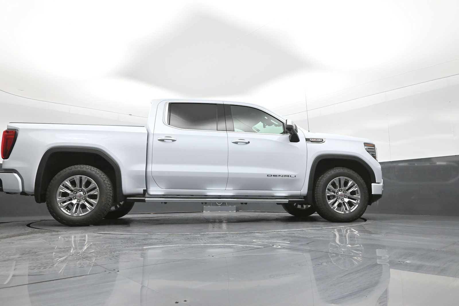New 2026 GMC Sierra 1500 Denali w/ Technology Package AWD/4WD image 51