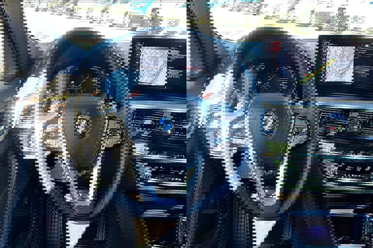 Used 2023 BMW 530i w/ Premium Package image 6