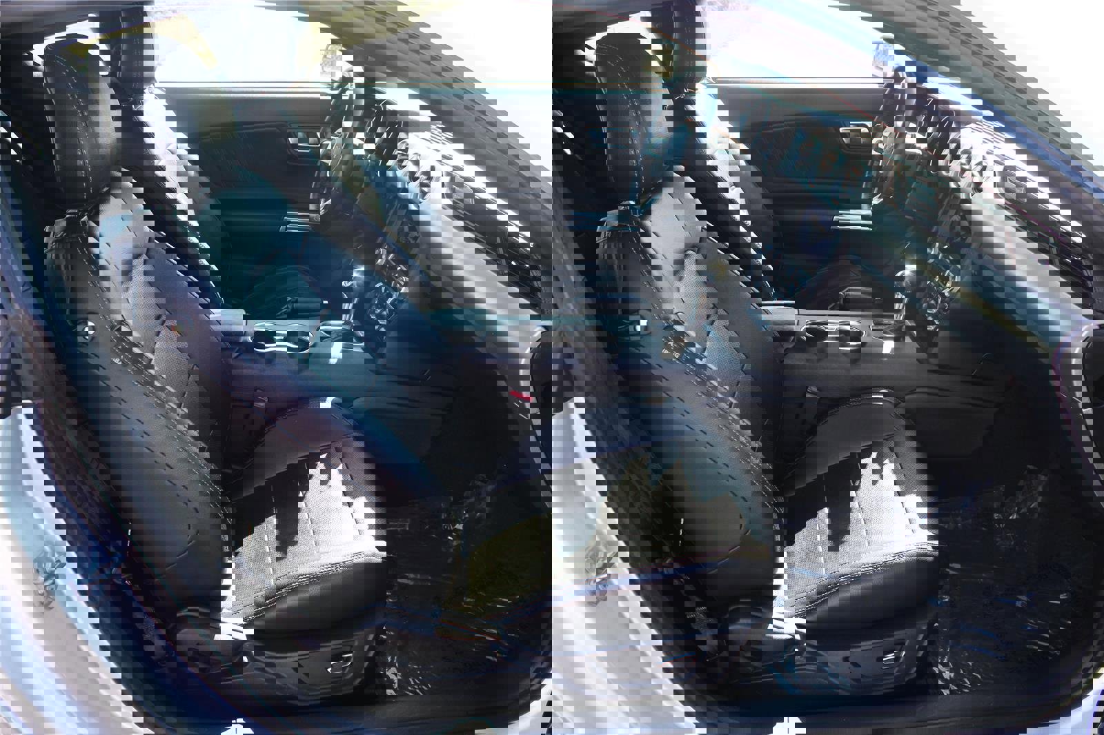 Used 2019 Ford Mustang Premium image 37