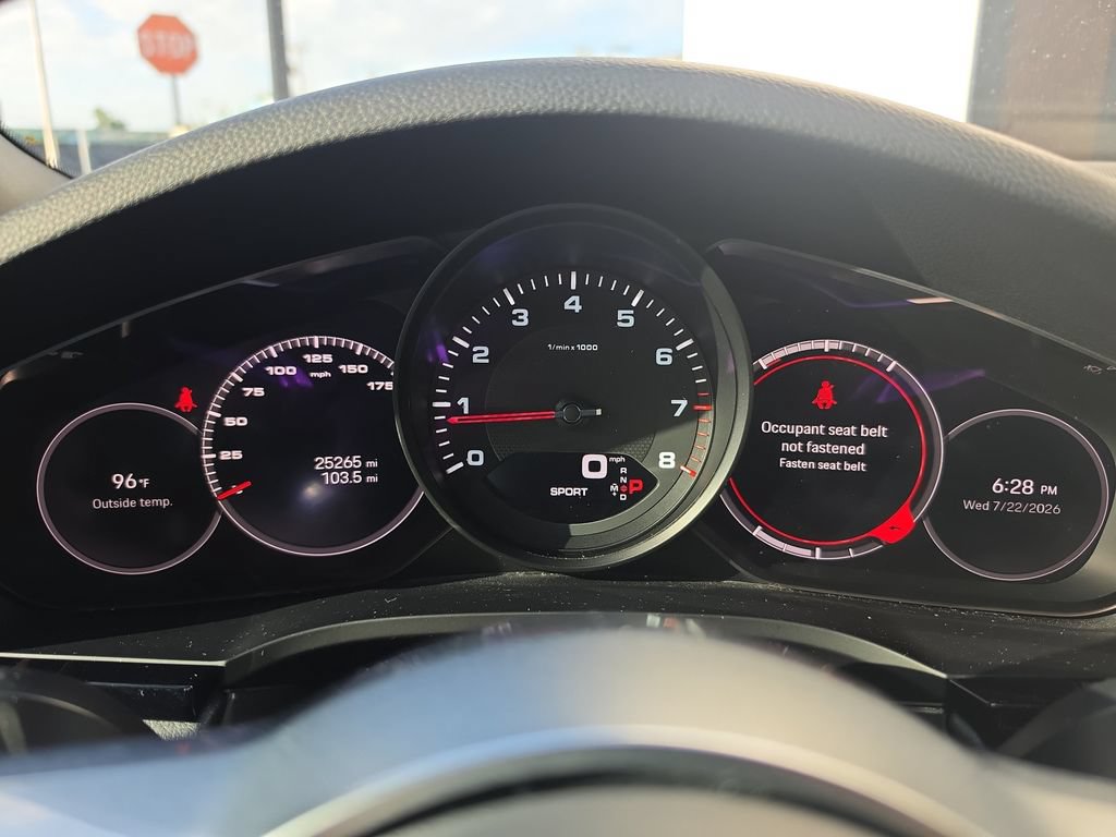 Used 2022 Porsche Cayenne Platinum Edition AWD/4WD image 14