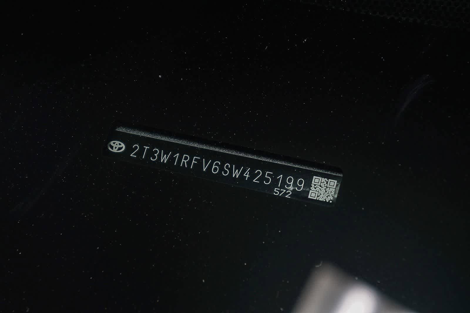 Certified 2025 Toyota RAV4 XLE FWD image 43