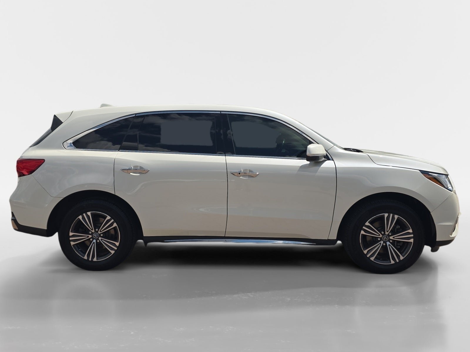 Used 2017 Acura MDX SH-AWD image 2