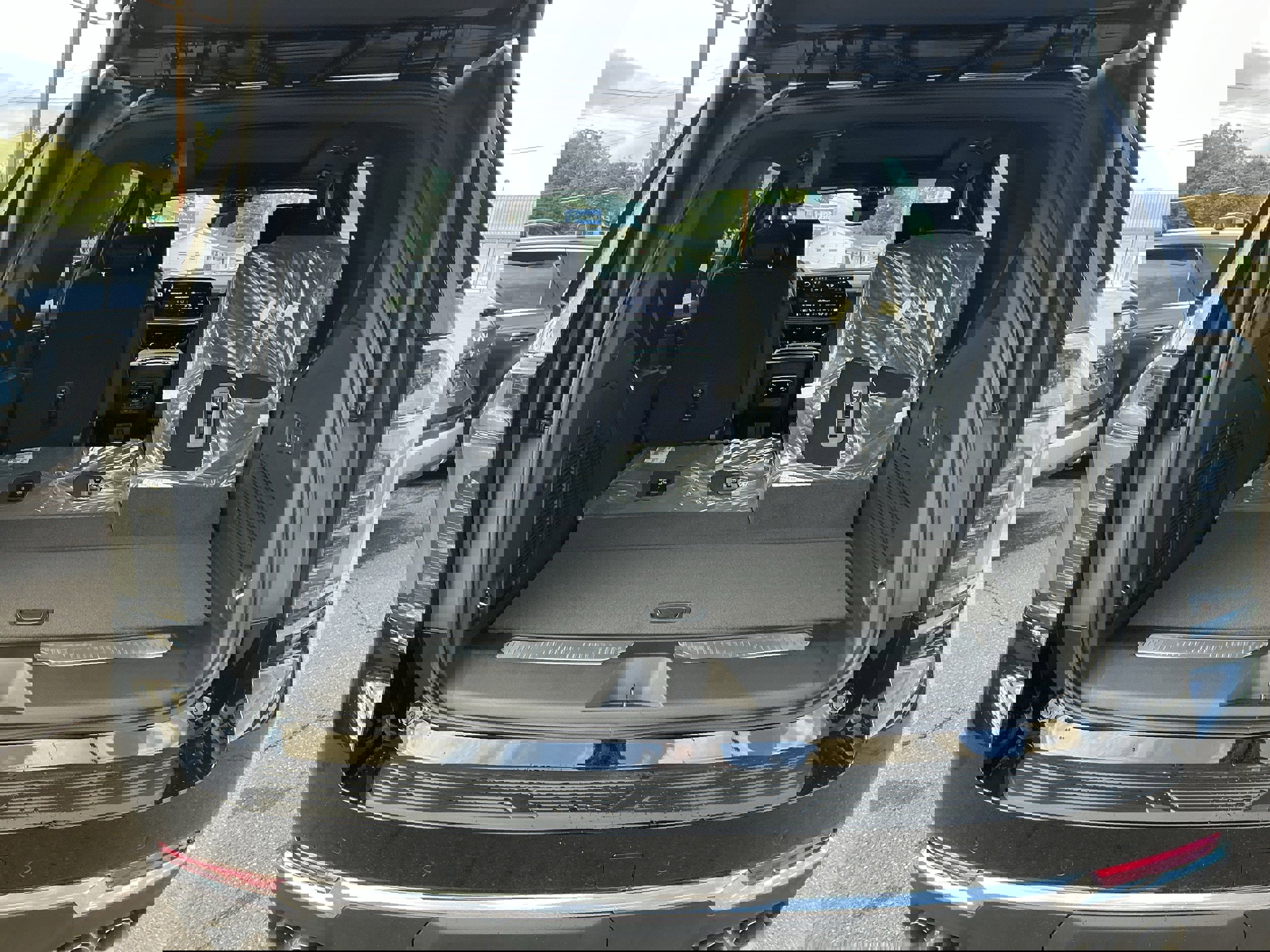 New 2026 Chevrolet Tahoe Premier image 5