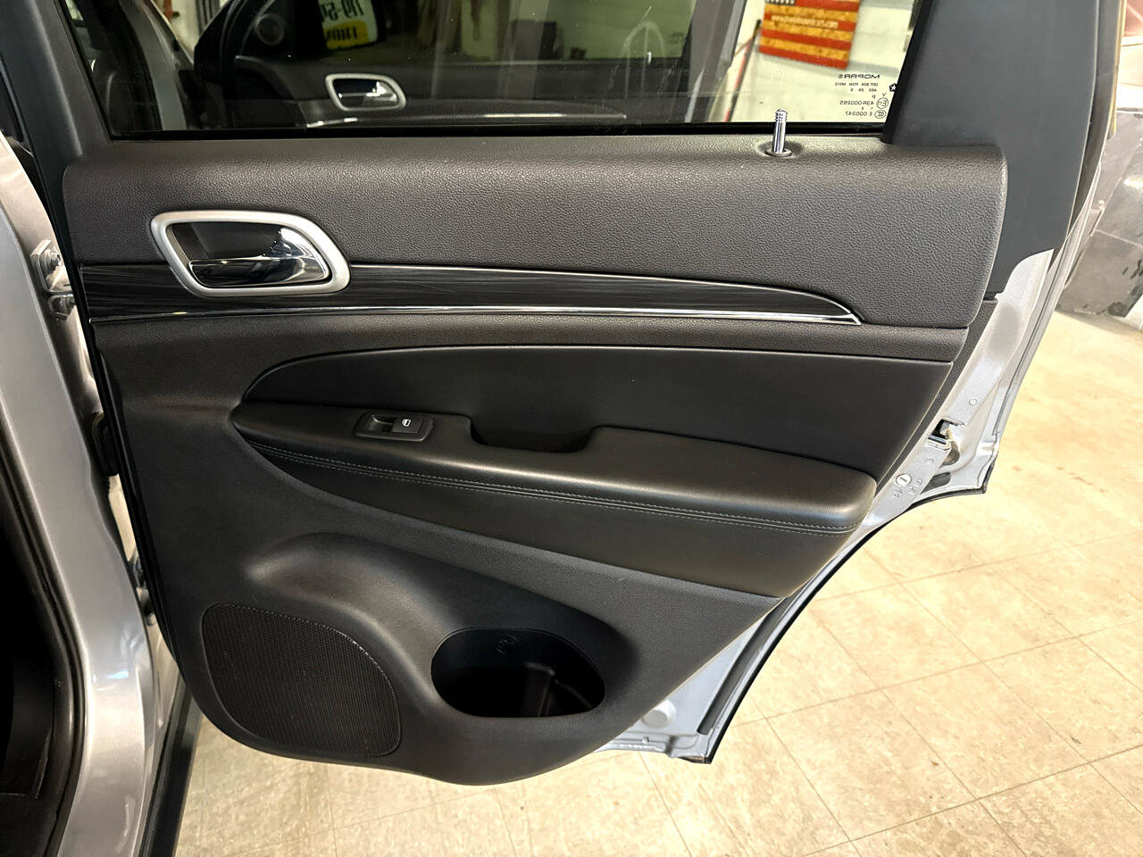 Used 2019 Jeep Grand Cherokee Limited image 45