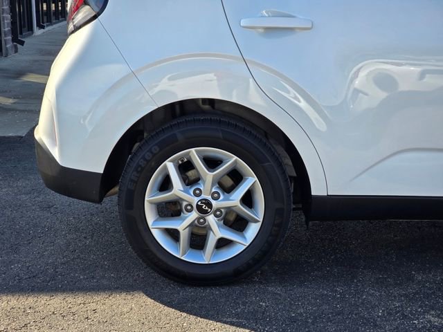 Used 2024 Kia Soul LX w/ Option Group 015 image 10