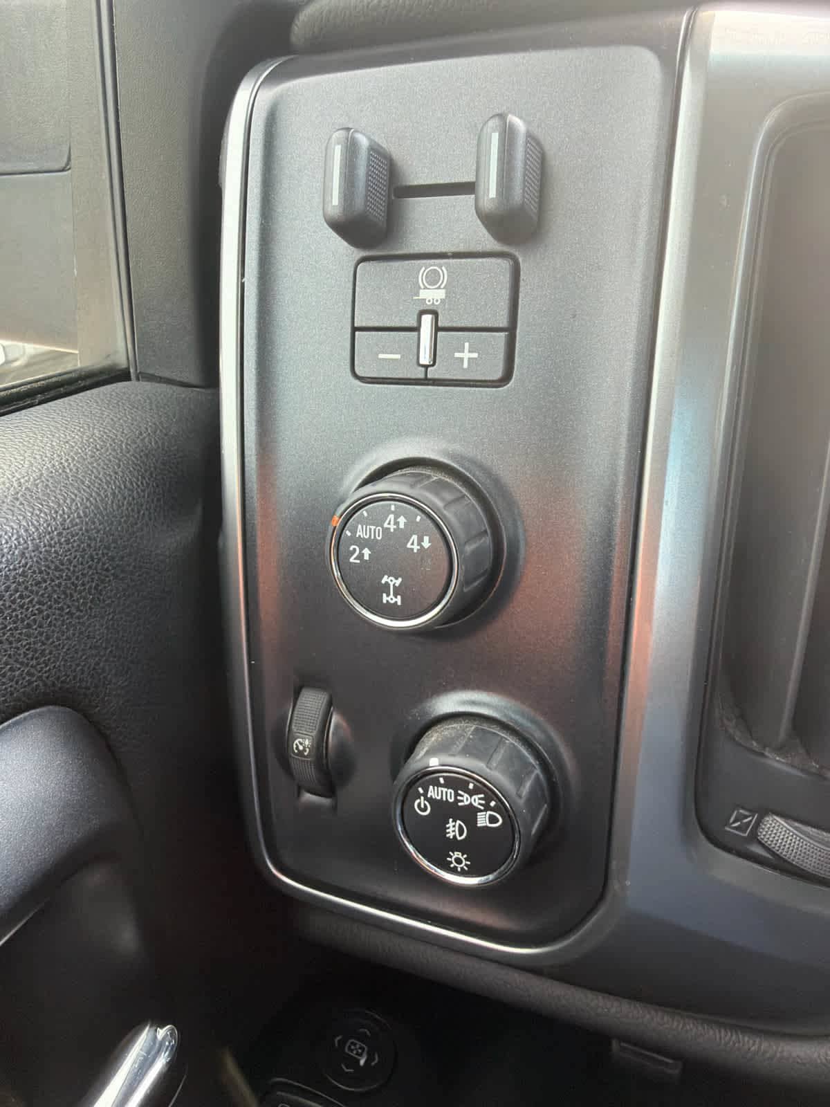 Used 2014 Chevrolet Silverado 1500 LT w/ All Star Edition AWD/4WD image 13