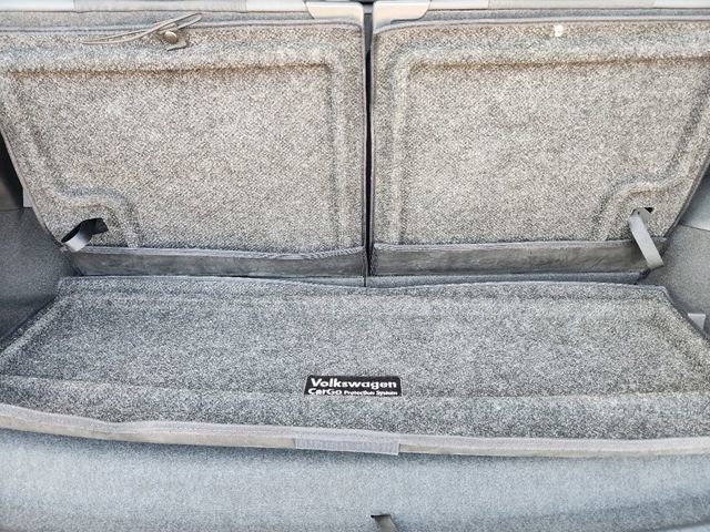 New 2024 Volkswagen Tiguan SE R-Line image 24