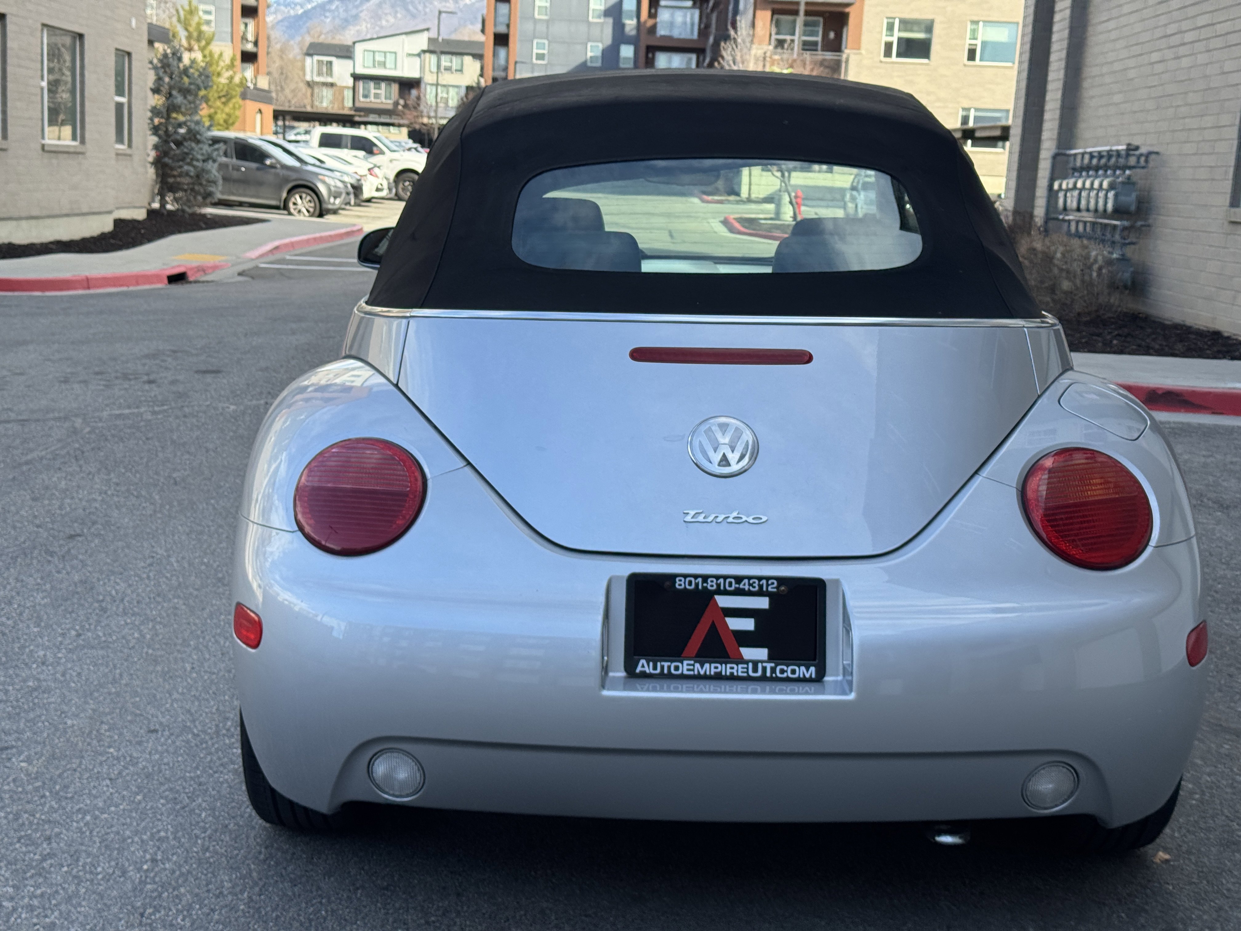 Used 2004 Volkswagen Beetle GLS image 4