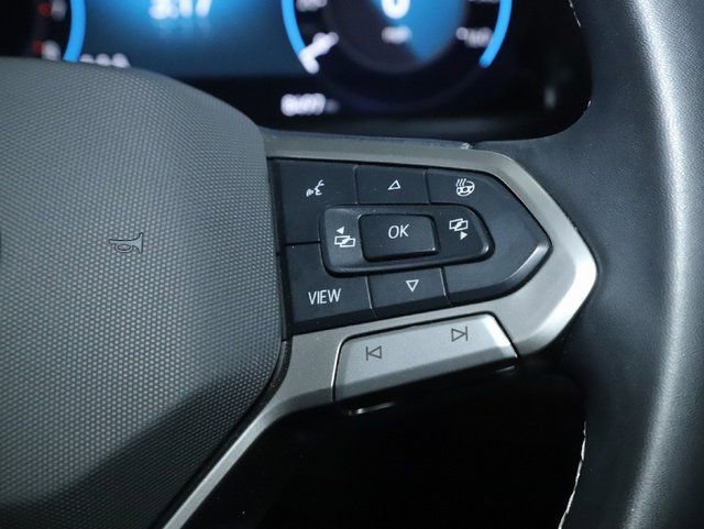Used 2025 Volkswagen Atlas Cross Sport SE AWD/4WD image 23