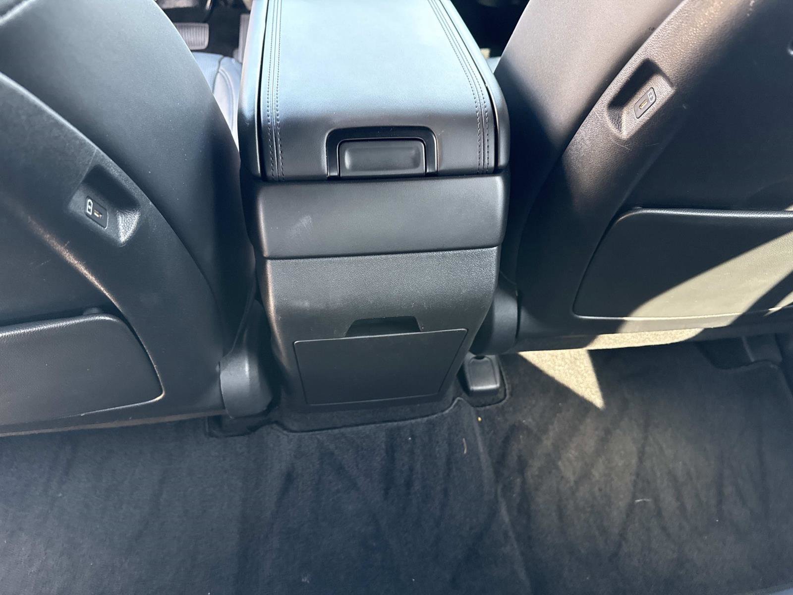 Used 2024 Hyundai Santa Fe Calligraphy image 16