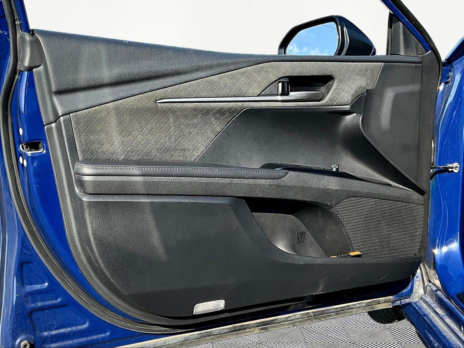 Used 2025 Toyota Camry XLE FWD image 20