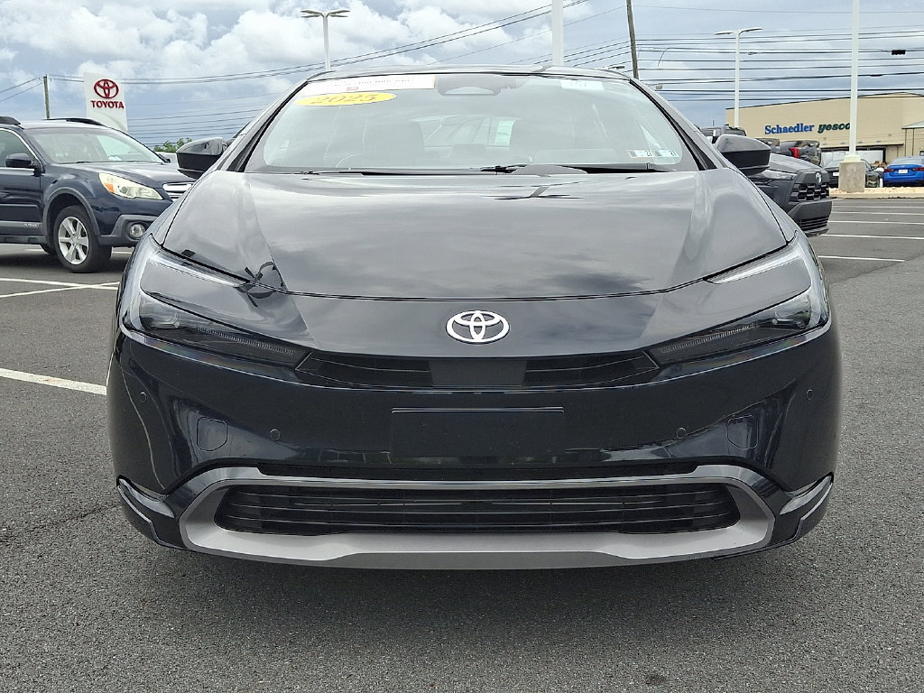 Certified 2024 Toyota Prius XLE FWD image 2