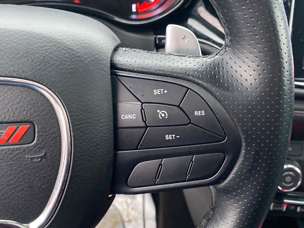 Used 2022 Dodge Durango R/T w/ Blacktop Package AWD/4WD image 18
