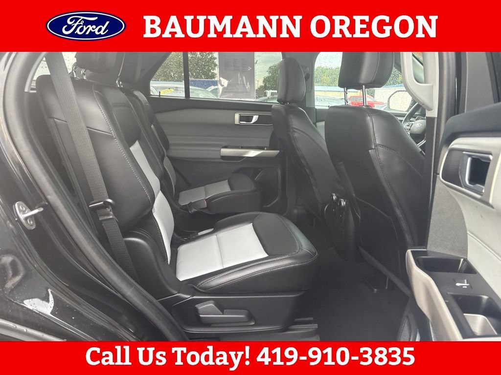 Used 2023 Ford Explorer XLT w/ Equipment Group 202A AWD/4WD image 11