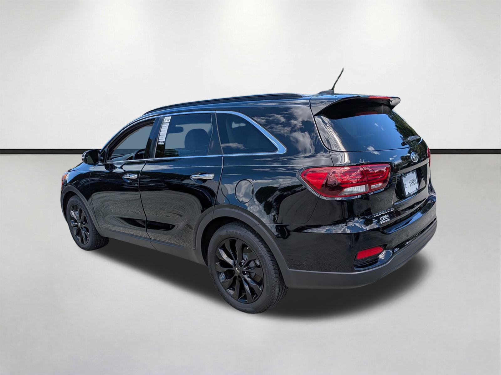 Used 2020 Kia Sorento S FWD image 6