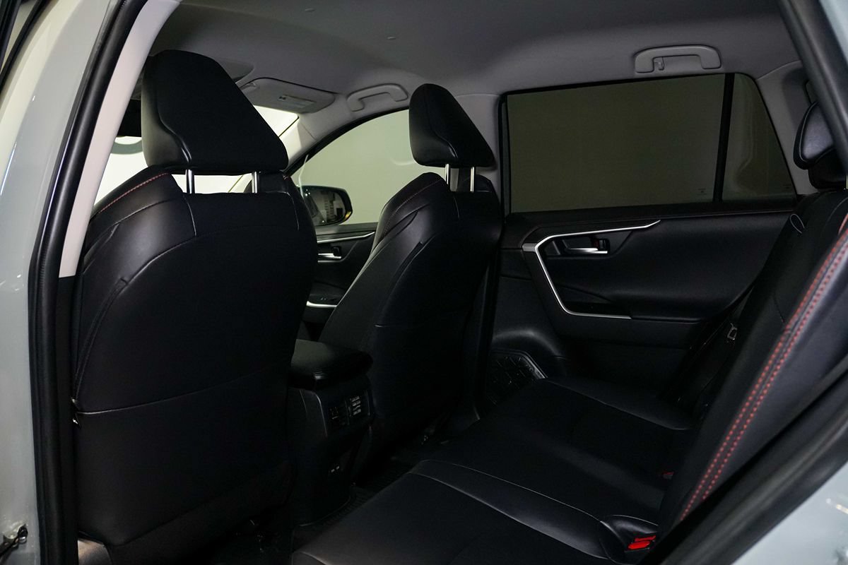 Used 2022 Toyota RAV4 Adventure AWD/4WD image 20