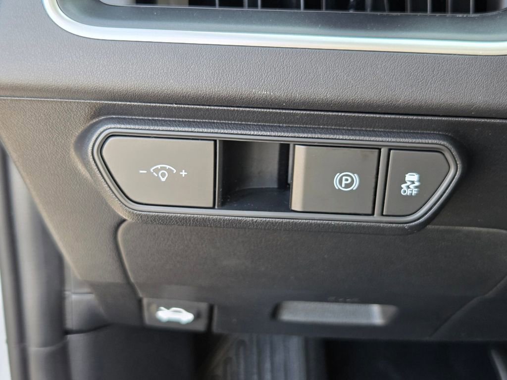 Used 2025 Kia K4 LXS image 26