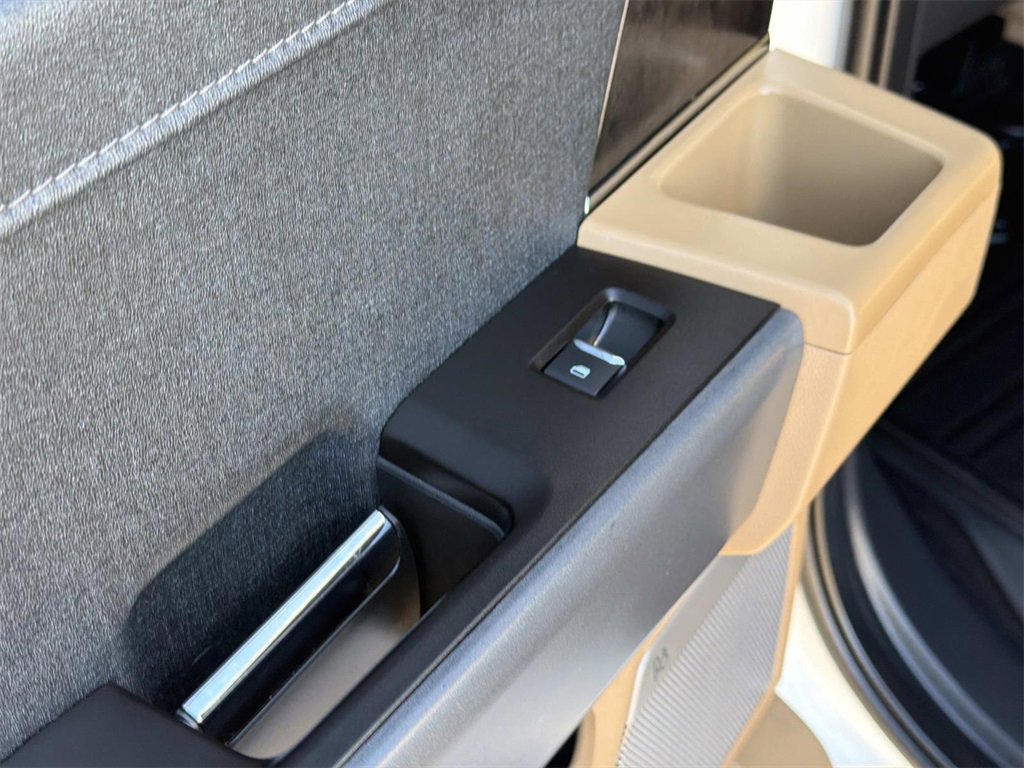 Used 2022 Ford F150 Lariat image 15