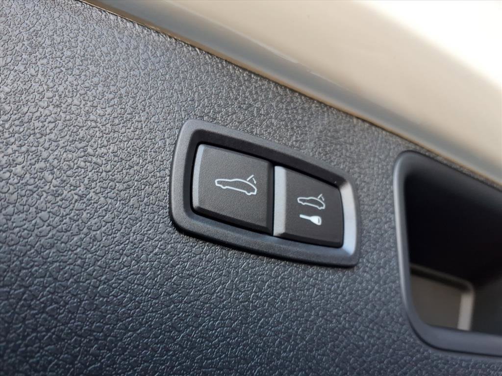 New 2026 Porsche Macan S image 27