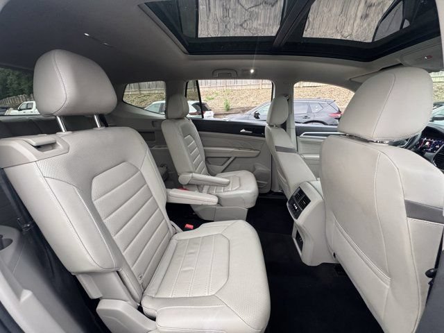 Used 2021 Volkswagen Atlas SEL Premium AWD/4WD image 10