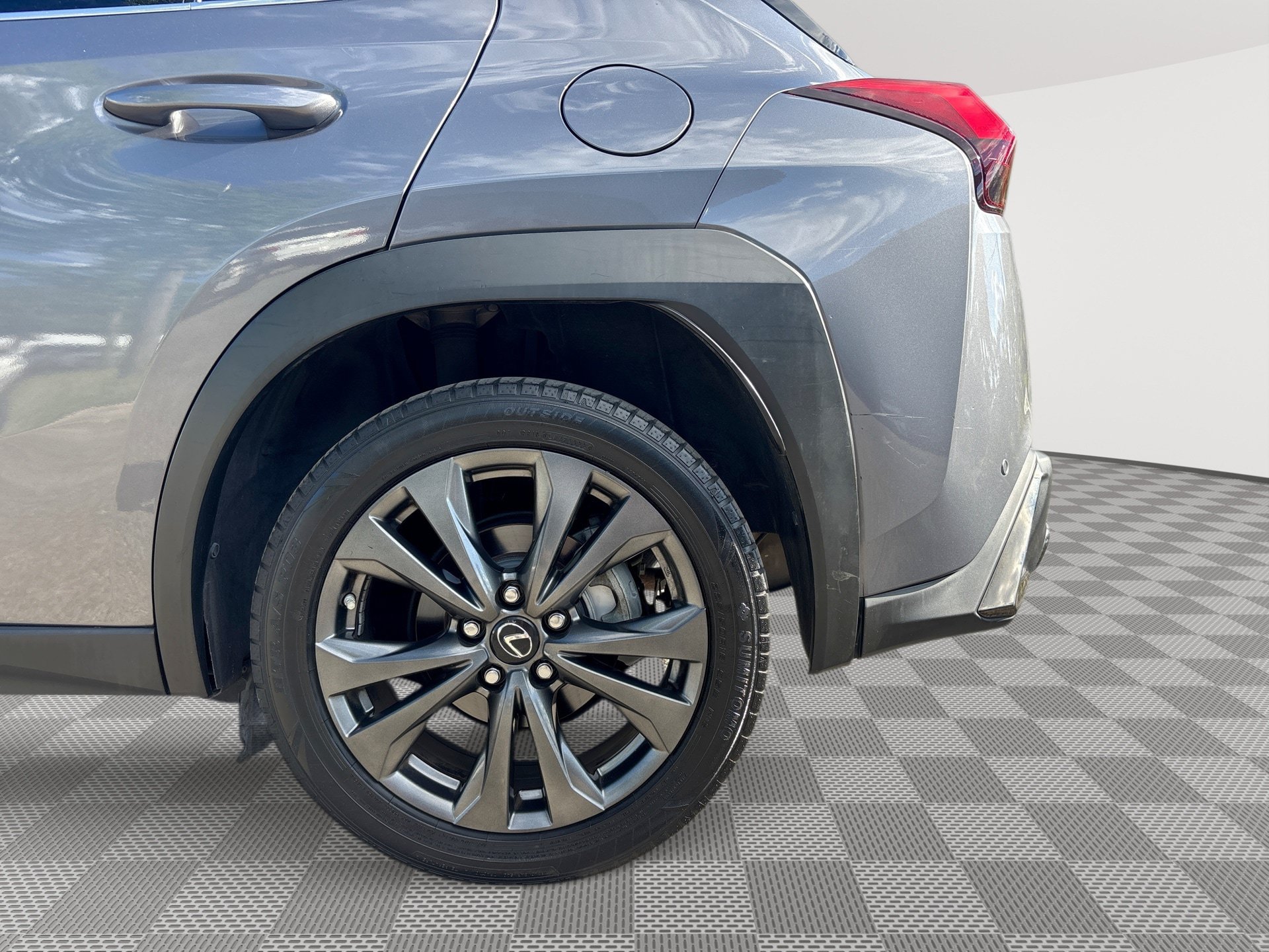 Used 2019 Lexus UX 200 F Sport w/ F Sport Premium Package FWD image 29