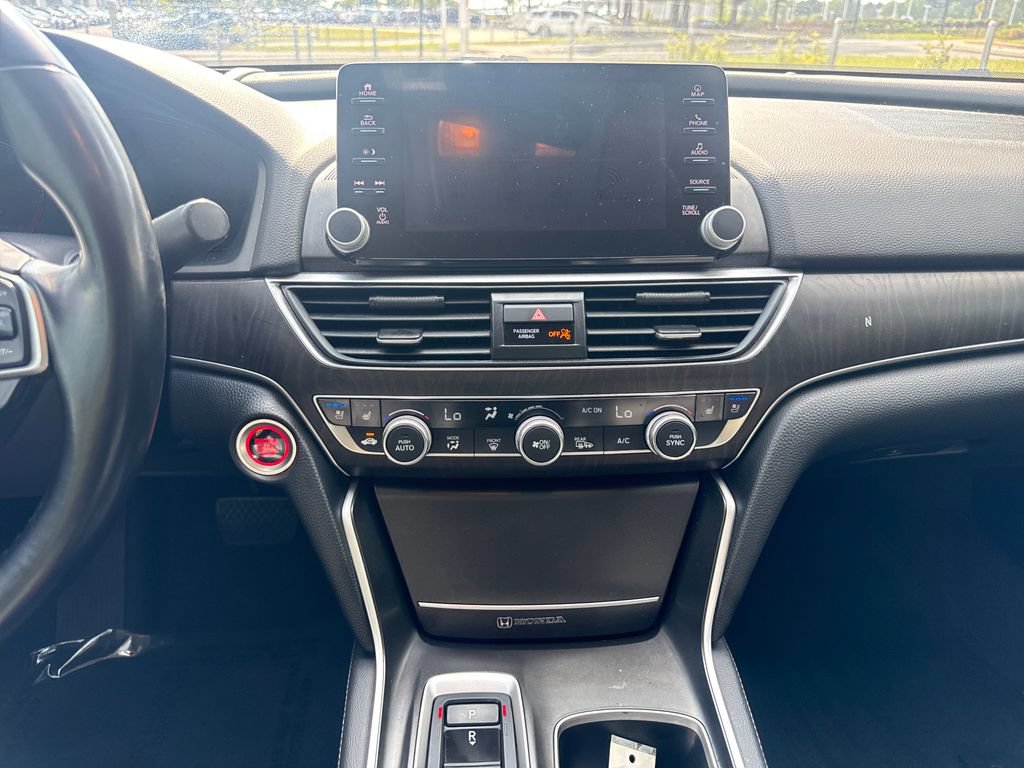 Used 2020 Honda Accord Touring image 18