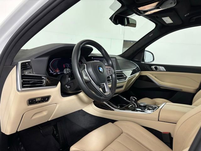 Used 2021 BMW X7 xDrive40i w/ Premium Package image 9