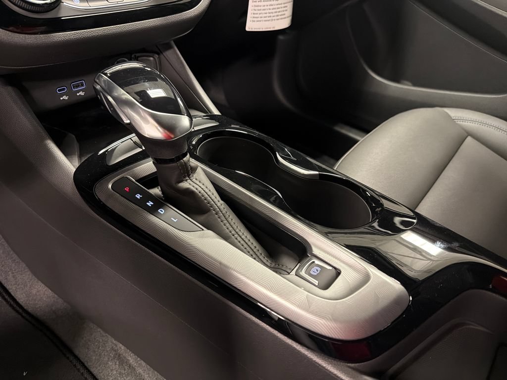 New 2026 Buick Envista Sport Touring w/ Convenience I Package FWD image 32