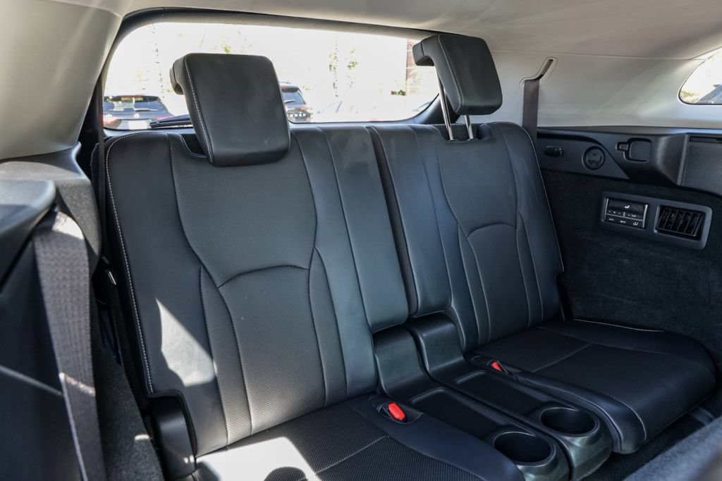 Used 2020 Lexus RX 350L FWD w/ Premium Package image 26