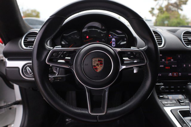 Used 2018 Porsche 718 Cayman RWD image 27