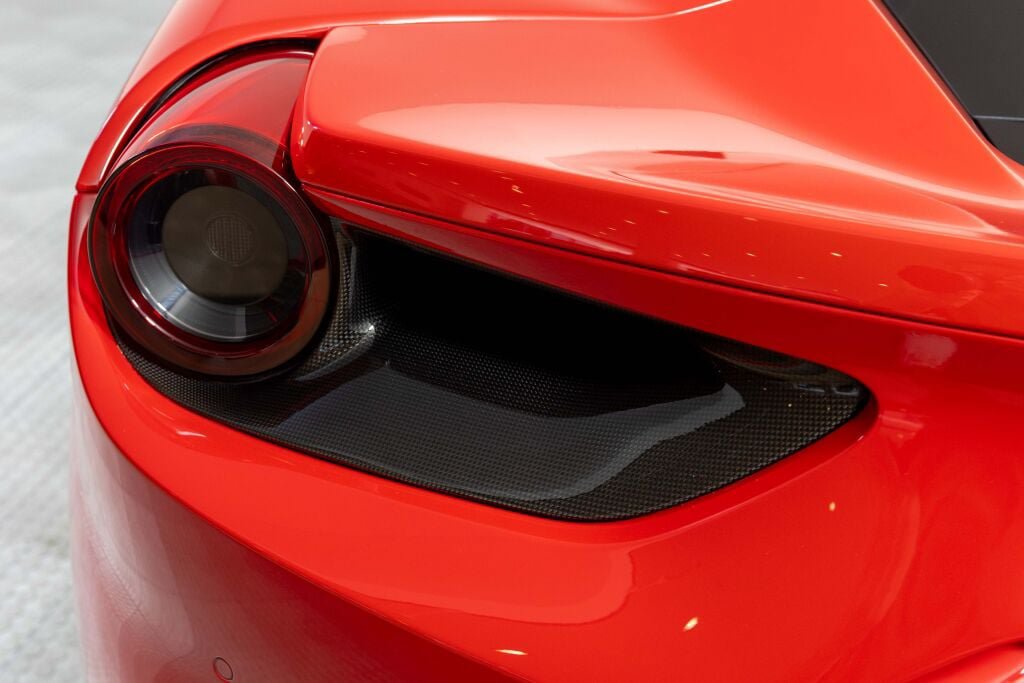 Used 2017 Ferrari 488 GTB RWD image 26