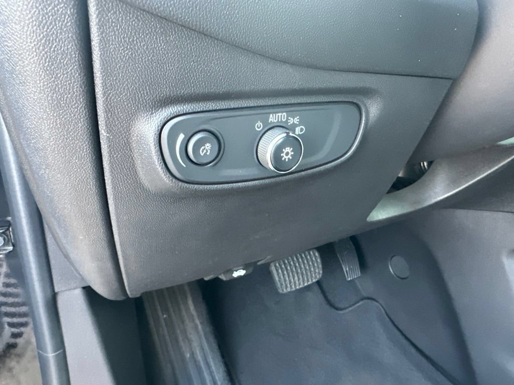 Used 2024 Chevrolet Equinox LS w/ LS Convenience Package FWD image 15