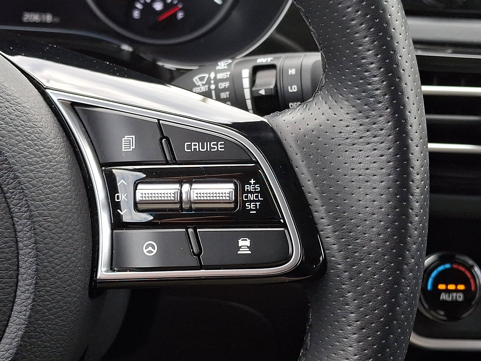 Used 2022 Kia Seltos SX image 20