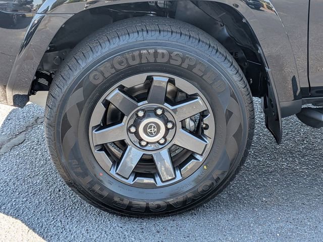 Used 2022 Toyota 4Runner Trail Special Edition AWD/4WD image 10
