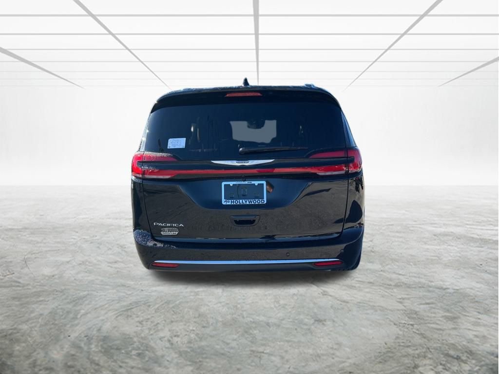 New 2026 Chrysler Pacifica Pinnacle image 5