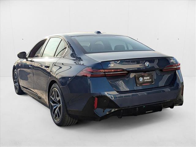 Used 2025 BMW i5 M60 w/ Premium Package image 8