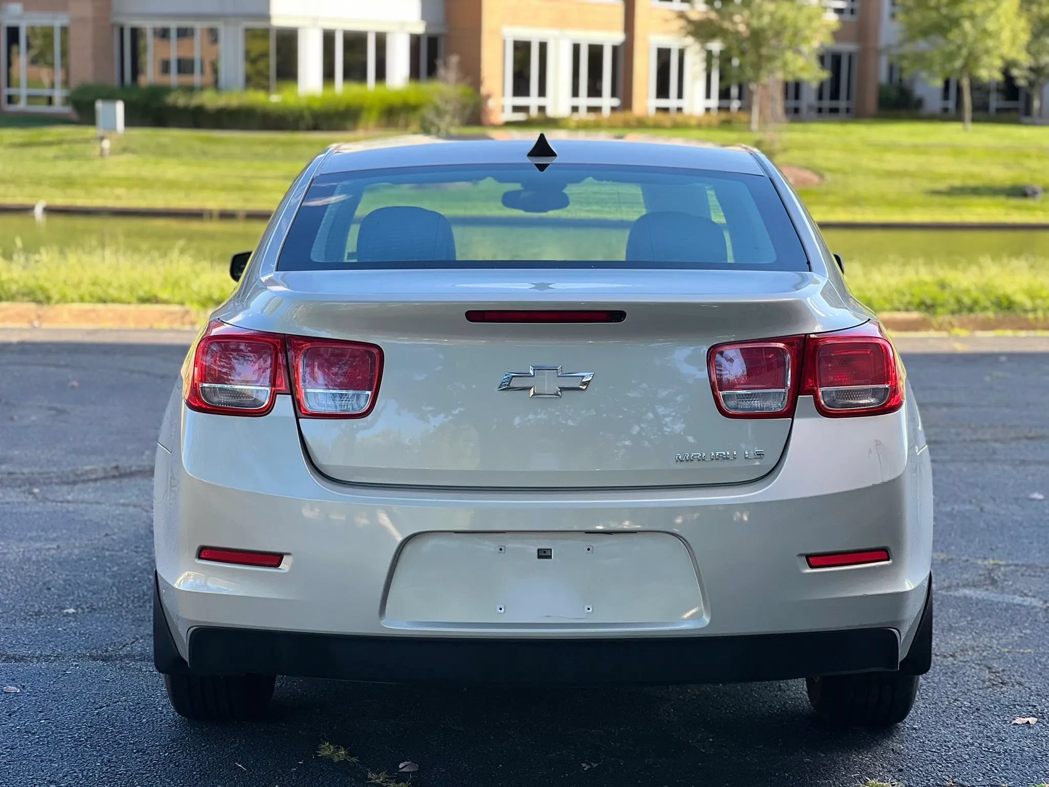 Used 2014 Chevrolet Malibu LS w/ Protection Package FWD image 4
