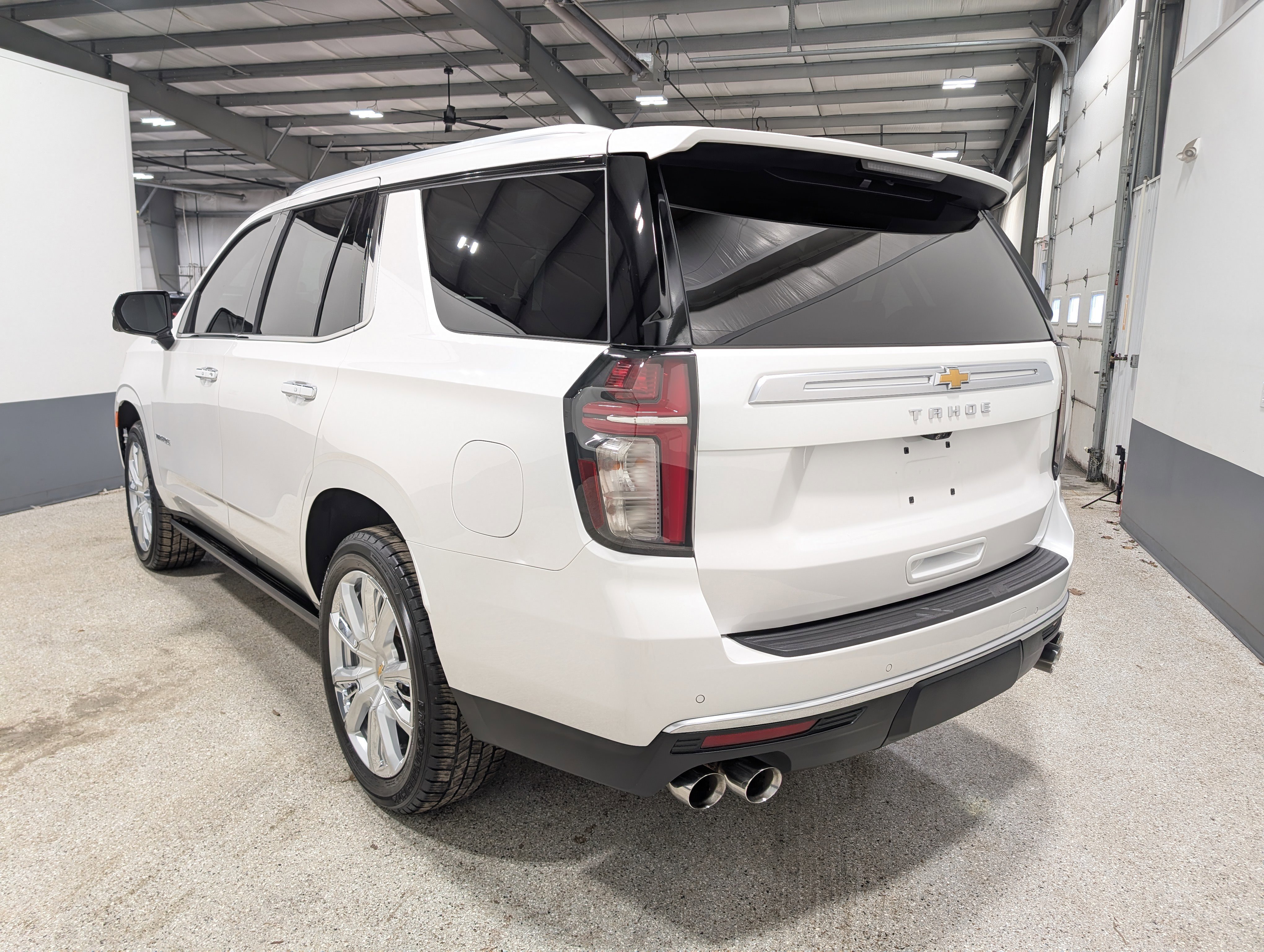 Used 2021 Chevrolet Tahoe High Country AWD/4WD image 5