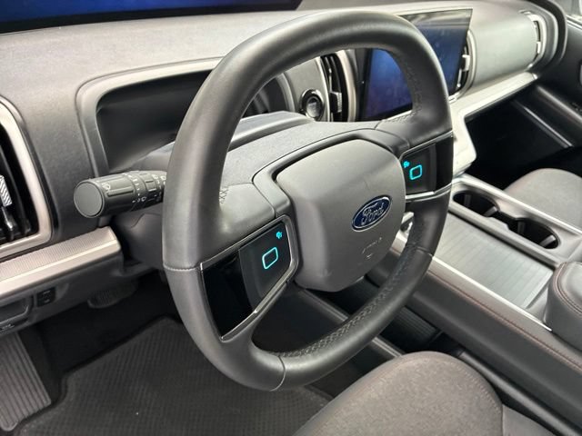 Used 2025 Ford Expedition Active RWD image 72