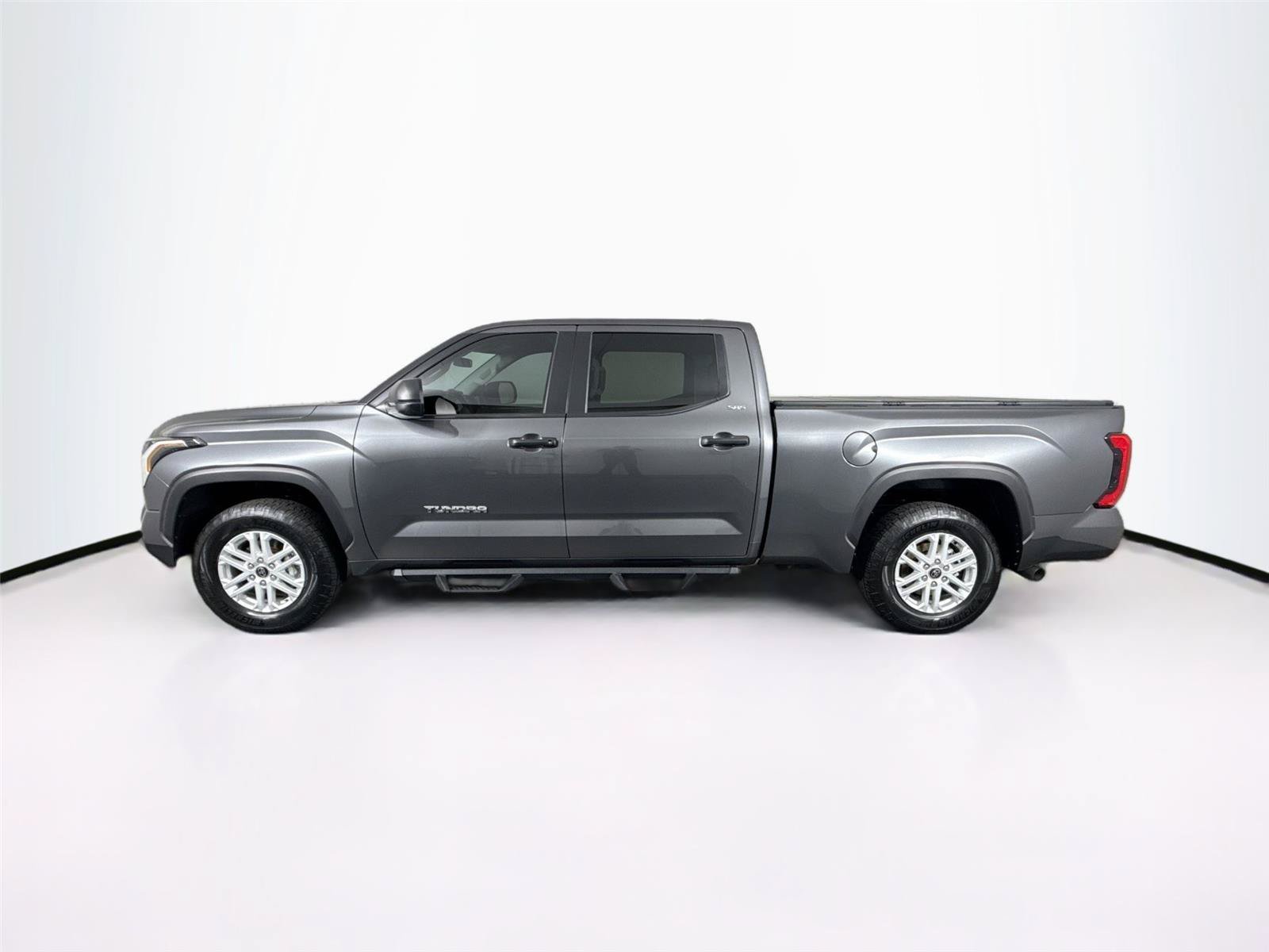 Used 2024 Toyota Tundra SR5 AWD/4WD image 12