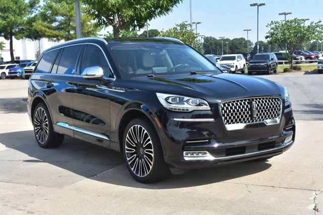 Used 2021 Lincoln Aviator Black Label w/ Dynamic Handling Package AWD/4WD image 3
